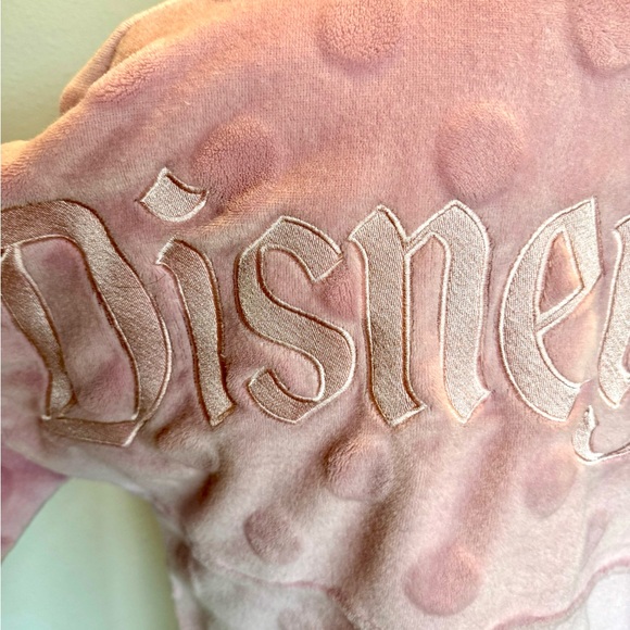 Soft Textured Polka Dot Disneyland Spirit Jersey | XS | EUC | Light Pink |Disney - Picture 9 of 10